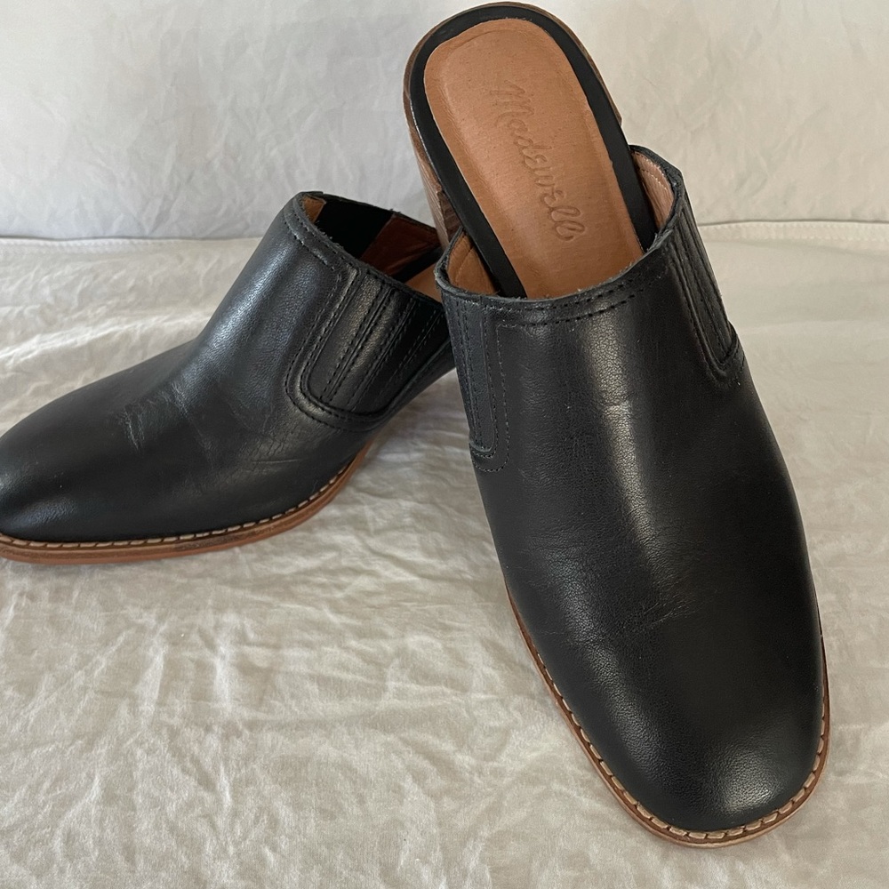 Madewell Harper Mule in black. Size 7